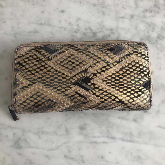 Women's Wallet - Picture 1 of 2